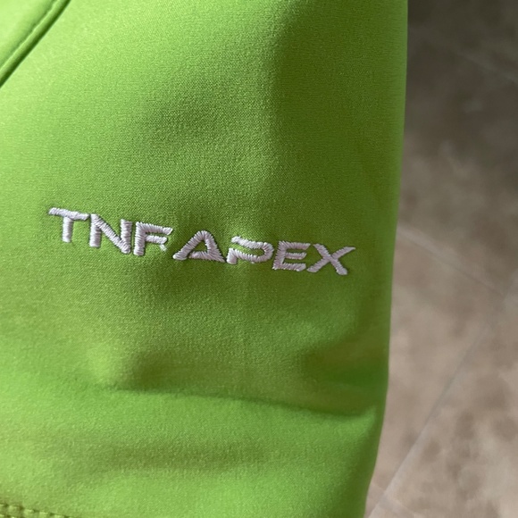 Ladies North Face TNF Apex Jacket - Picture 3 of 9